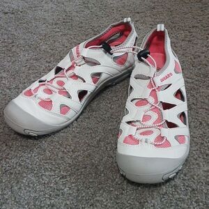 SAGUARO Women's White Hiking Trail Water Sport Sandals Shoes Sz 39  NWOT